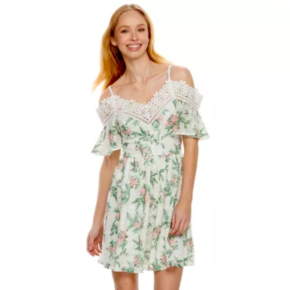 Disney Juniors Charming Dapper Days Floral Cold
Shoulder Lace Dress - Picture 1 of 7